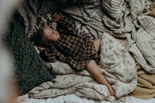 Load image into Gallery viewer, Muslin Filled Blanket | Clover