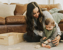 Load image into Gallery viewer, Muslin Classic Bib - Fern (3 pack)