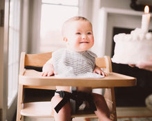 Load image into Gallery viewer, Muslin Classic Bib - Watercolour Roses (3 pack)