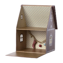 Load image into Gallery viewer, Maileg Gingerbread House
