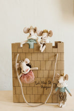 Load image into Gallery viewer, Maileg Big Brother Prince Mouse