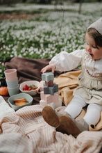 Load image into Gallery viewer, Mushie Nesting Stars Toy