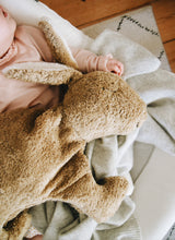 Load image into Gallery viewer, Senger Naturwelt Cuddly Animal Rabbit Small | Beige