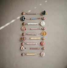 Load image into Gallery viewer, Mushie Pacifier Clip | Cleo - Blush