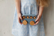 Load image into Gallery viewer, Vintage Bus