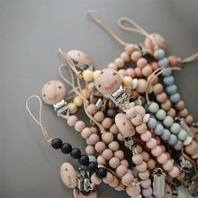 Load image into Gallery viewer, Mushie Pacifier Clip | Cleo - Blush