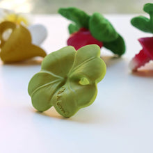 Load image into Gallery viewer, Eli the Clover