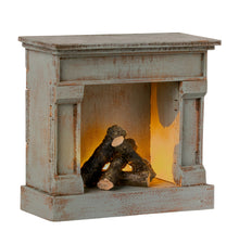 Load image into Gallery viewer, Maileg Miniature Fireplace - Vintage Blue
