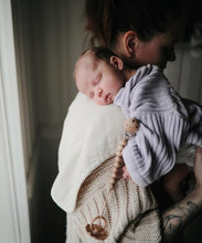 Load image into Gallery viewer, Mushie Pacifier Clip | Cleo - Dried Thyme
